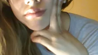 Сайхан тарган бүсгүйтэй секс хийнэ.