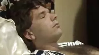 Маккензи Мосс авдаг fucked гэхэд хар хүн, squirts.