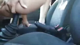 Кейт Englan wanks cock.