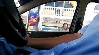 Сонирхогчдын rides нь тарган эмэгтэй дээр хойлог.