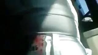 J AmieettEtt нь спорт, бэлгийн харьцаанд идэвхтэй оролцдог.