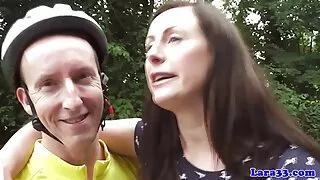 Лесбиян галзуугийн юу ч хийх.