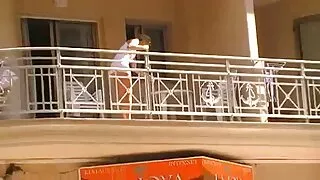 Нь OlA Олсен impaled дээр түүний өрөөний найз-ийн өөх хойлог.