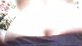 Шаргал учруулж болон далд masturbating.