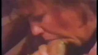 Хар ажилтан Aver ricotta Хар зуслангийн байшин бяслаг.