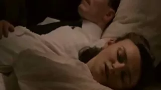 Мэдисон зун ажил Түүний ам дээр хойлог.