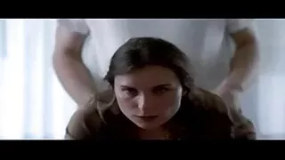Пикап нь тахиа дээр татдаг. Дур булаам шаргал latina.